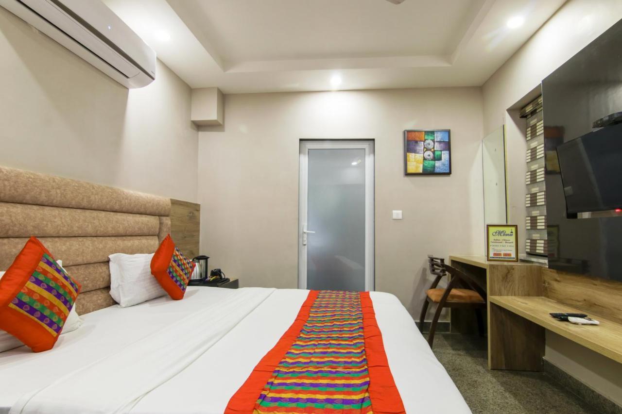 Hotel Anand - Walk In From Railway Station New Delhi