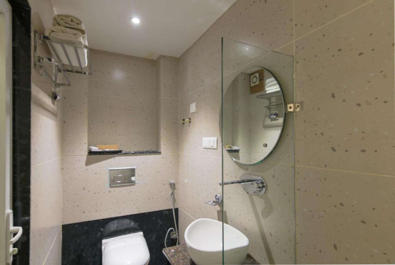 Hotel Anand - Walk In From Railway Station New Delhi